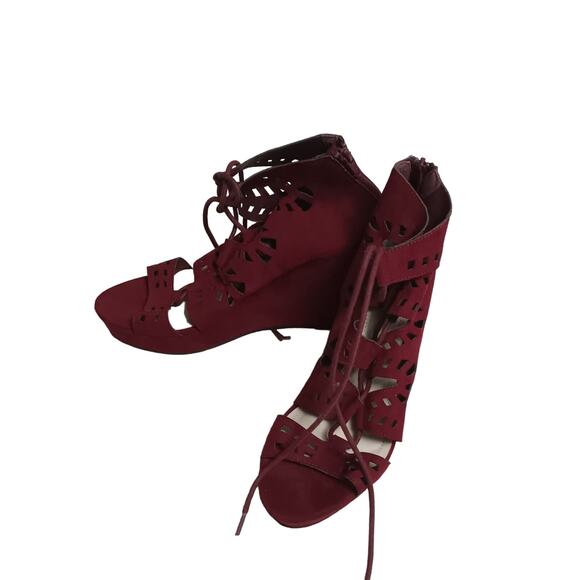 Bamboo Wedge Sandals. Size 9 - Picture 1 of 5
